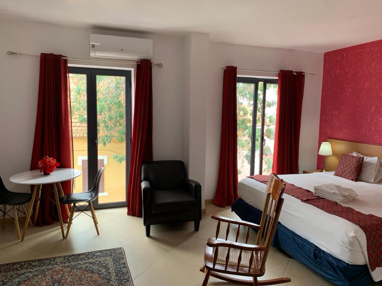 Deluxe Aparthotel Praia Dış mekan fotoğraf