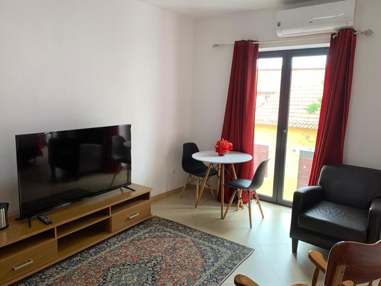 Deluxe Aparthotel Praia Dış mekan fotoğraf